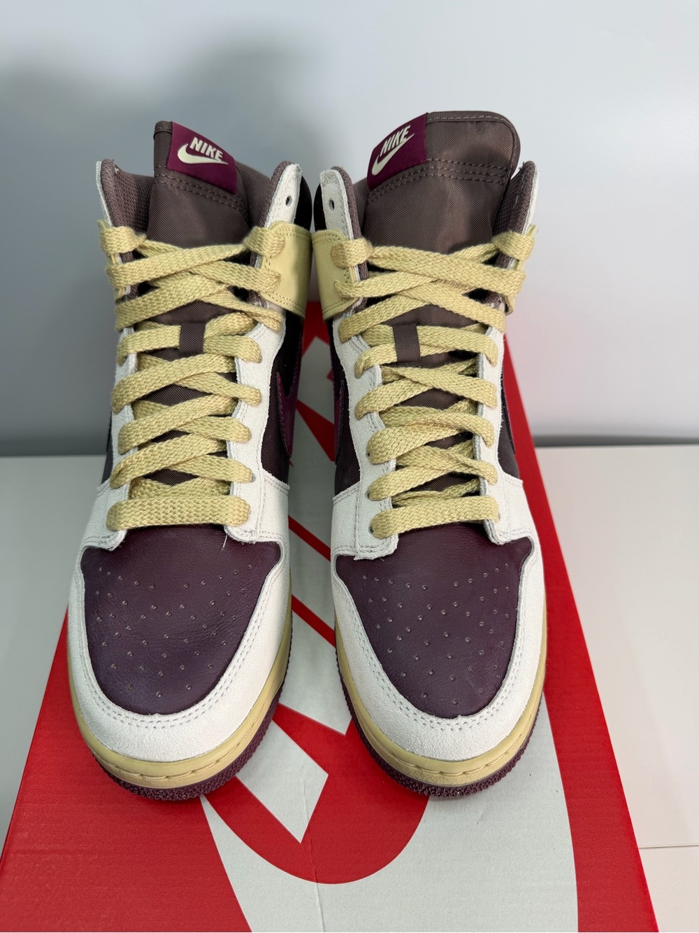 Nike Dunk High 1985 Valentine’s Day Women’s 11 Men’s 9.5 New in Box